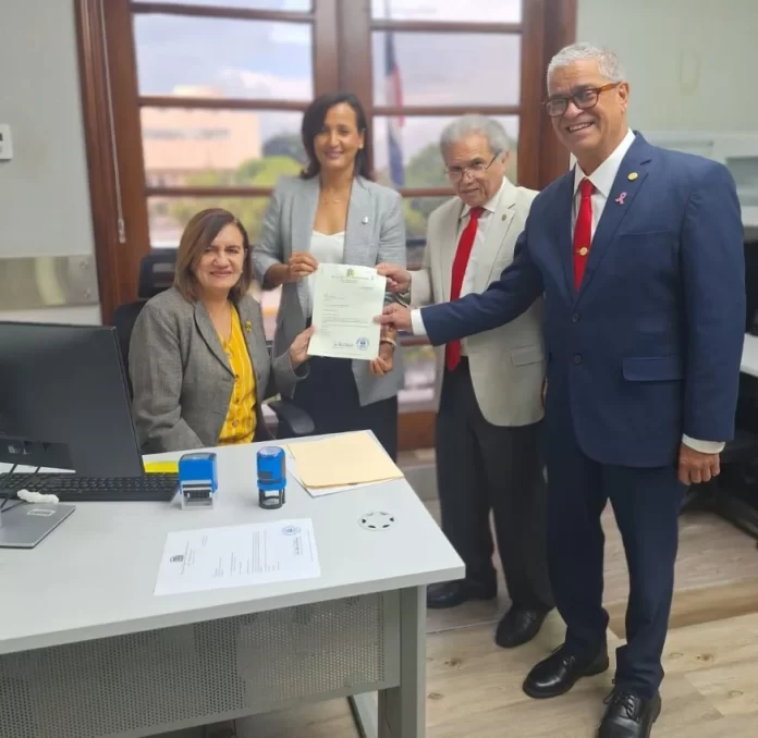 CMD-PRESENTA-PROYECTO-DE-LEY